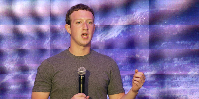 Цукерберг накажет вебмастеров за желтые заголовки 